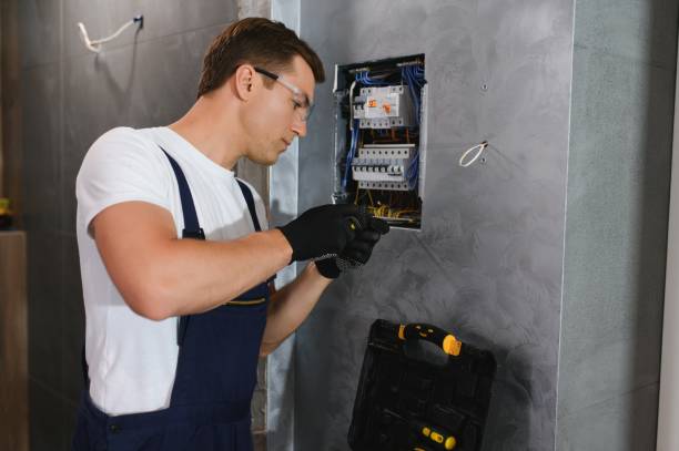 Electrical Outlet Repair in IL